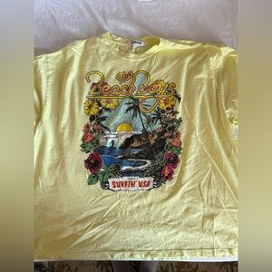 Daydreamer Light Yellow Graphic Tee